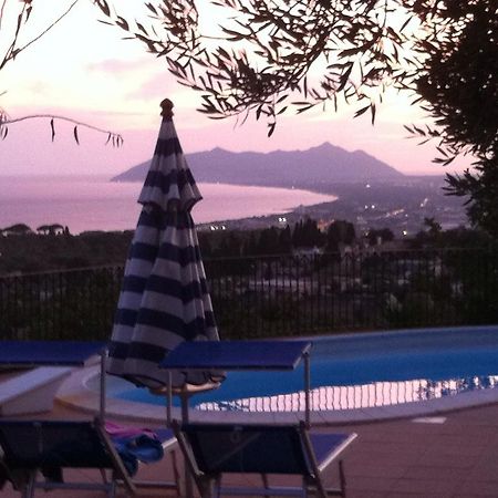 Villa "Ai Galli" Terracina Exterior photo