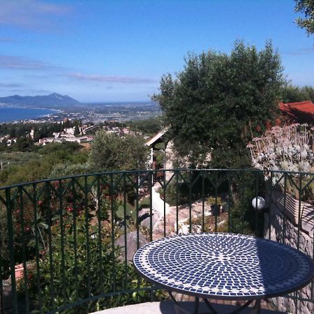 Villa "Ai Galli" Terracina Exterior photo